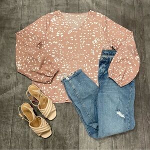 Shein Pink and white spotted V-neck Blouse